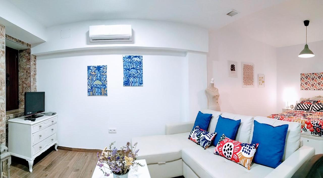 Loft Jazmin Junto A Puente Romano قرطبة المظهر الخارجي الصورة