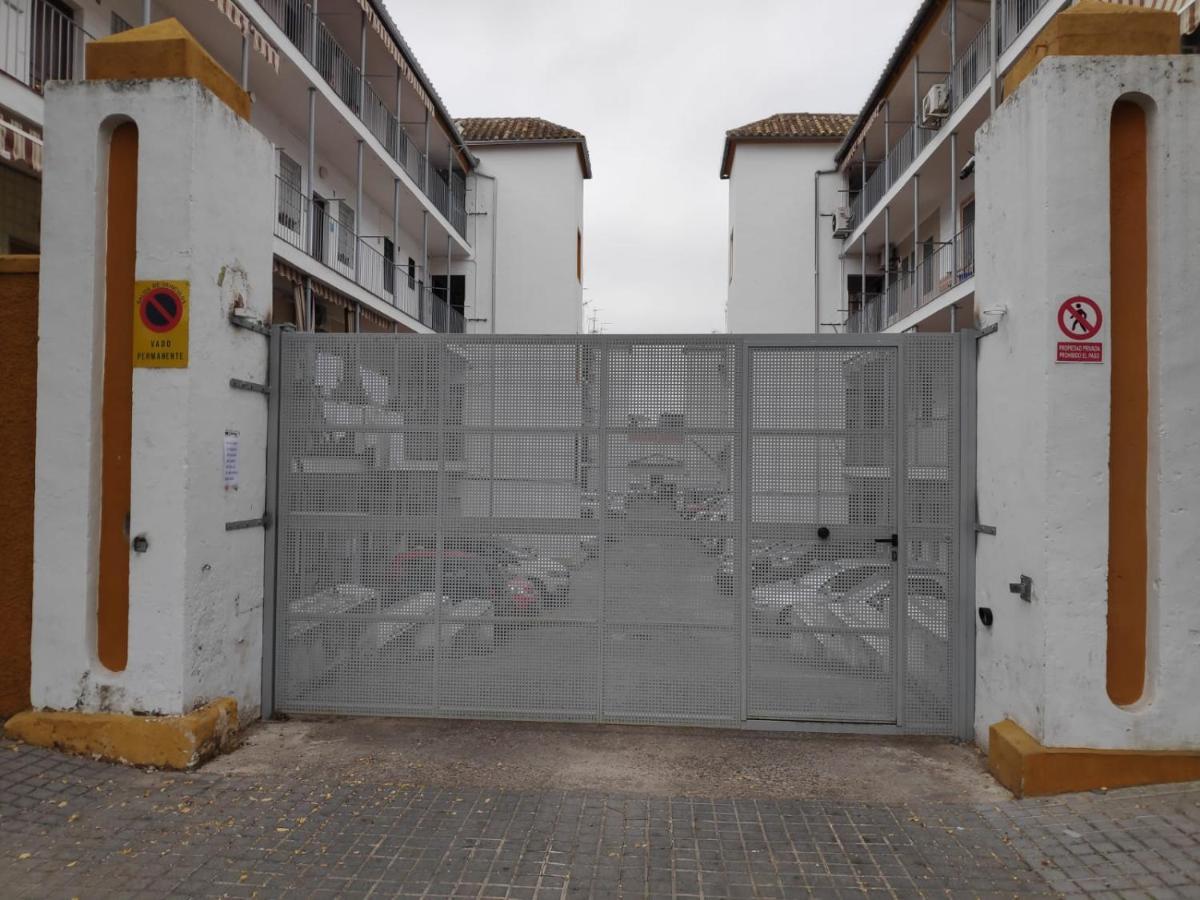 Loft Jazmin Junto A Puente Romano قرطبة المظهر الخارجي الصورة